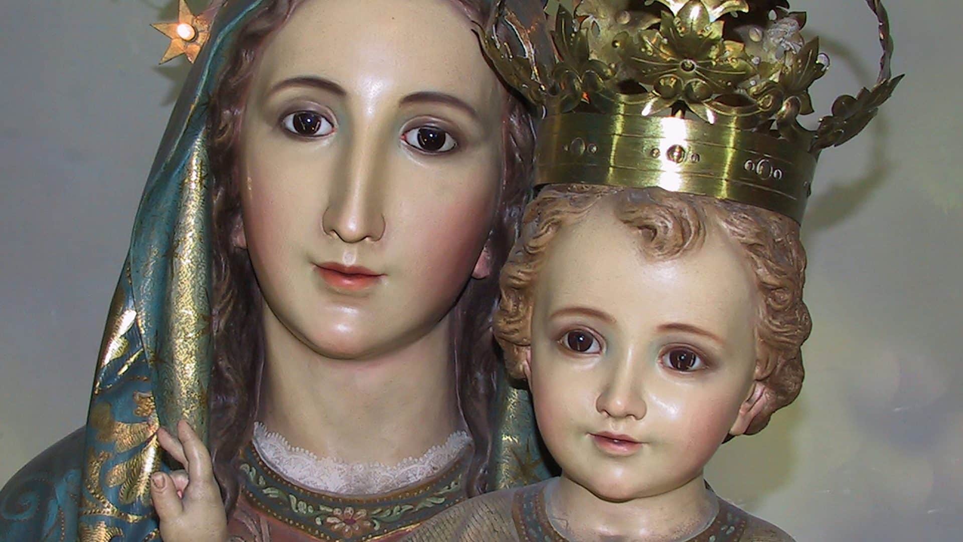 Nuestra Se&ntilde;ora del Sagrado Coraz&oacute;n