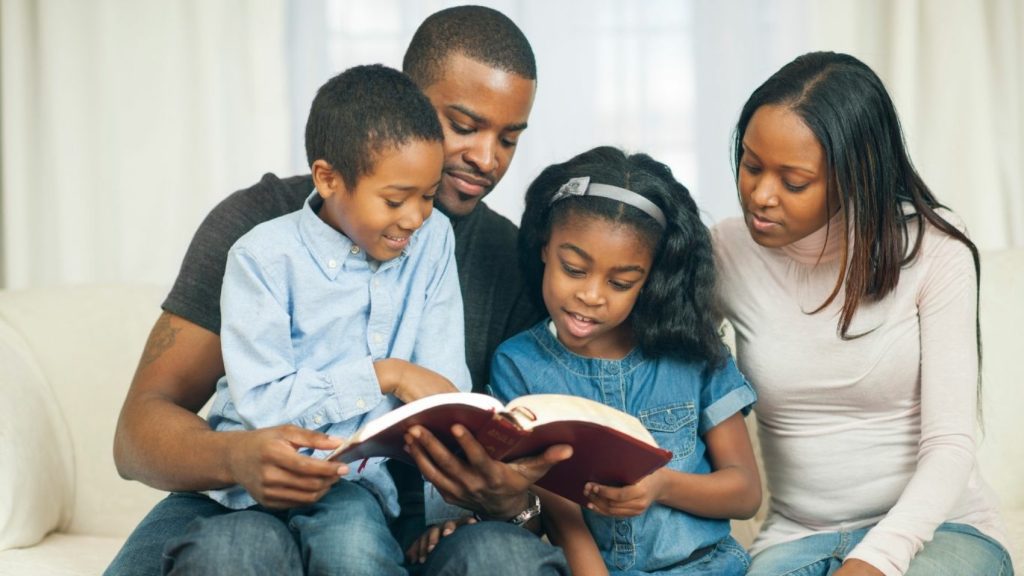 Oración por la familia y el hogar