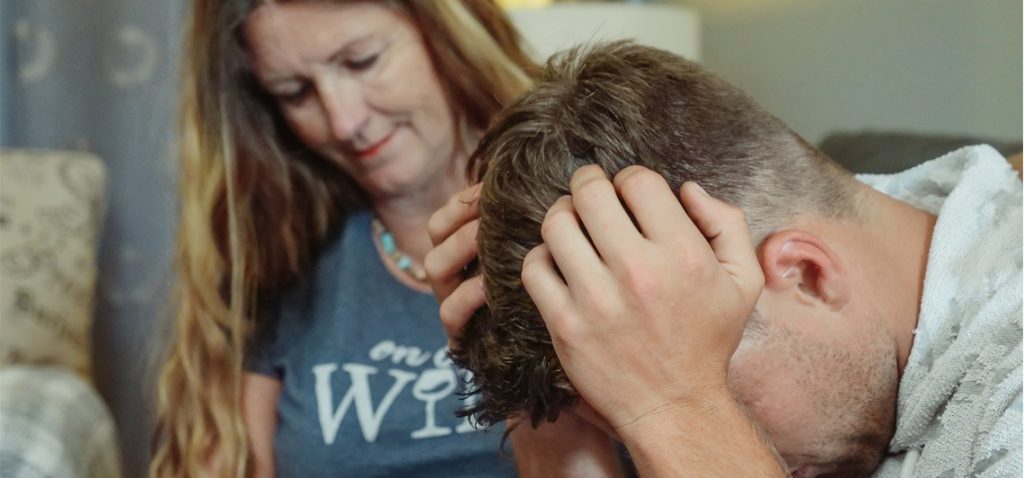 plegaria por la familia en problemas económicos